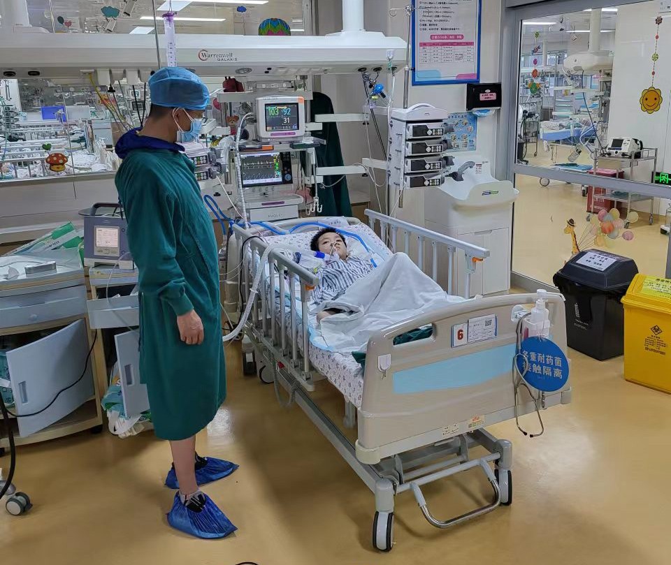 鸡泽县跨省救护车出租公司